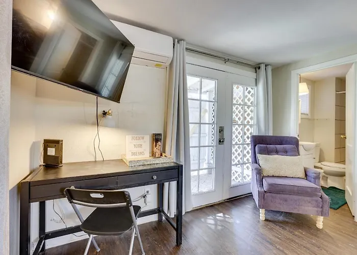 5 Mi To Dtwn: Pet-friendly W/ Yard * Phoenix